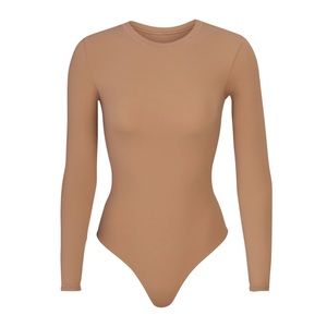 SKIMS Fits Everybody Long Sleeve Crew Neck Bodysuit